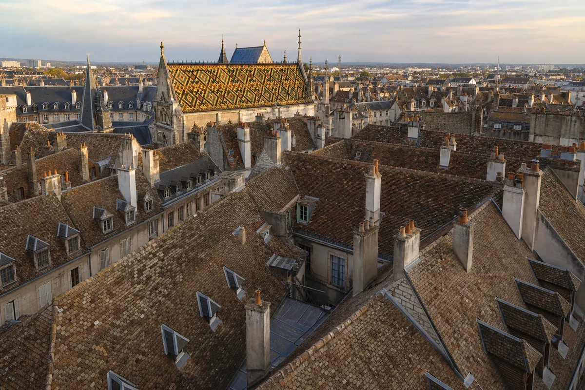 Charpente à Dijon : bâti ancien, toits bourguignons, devis